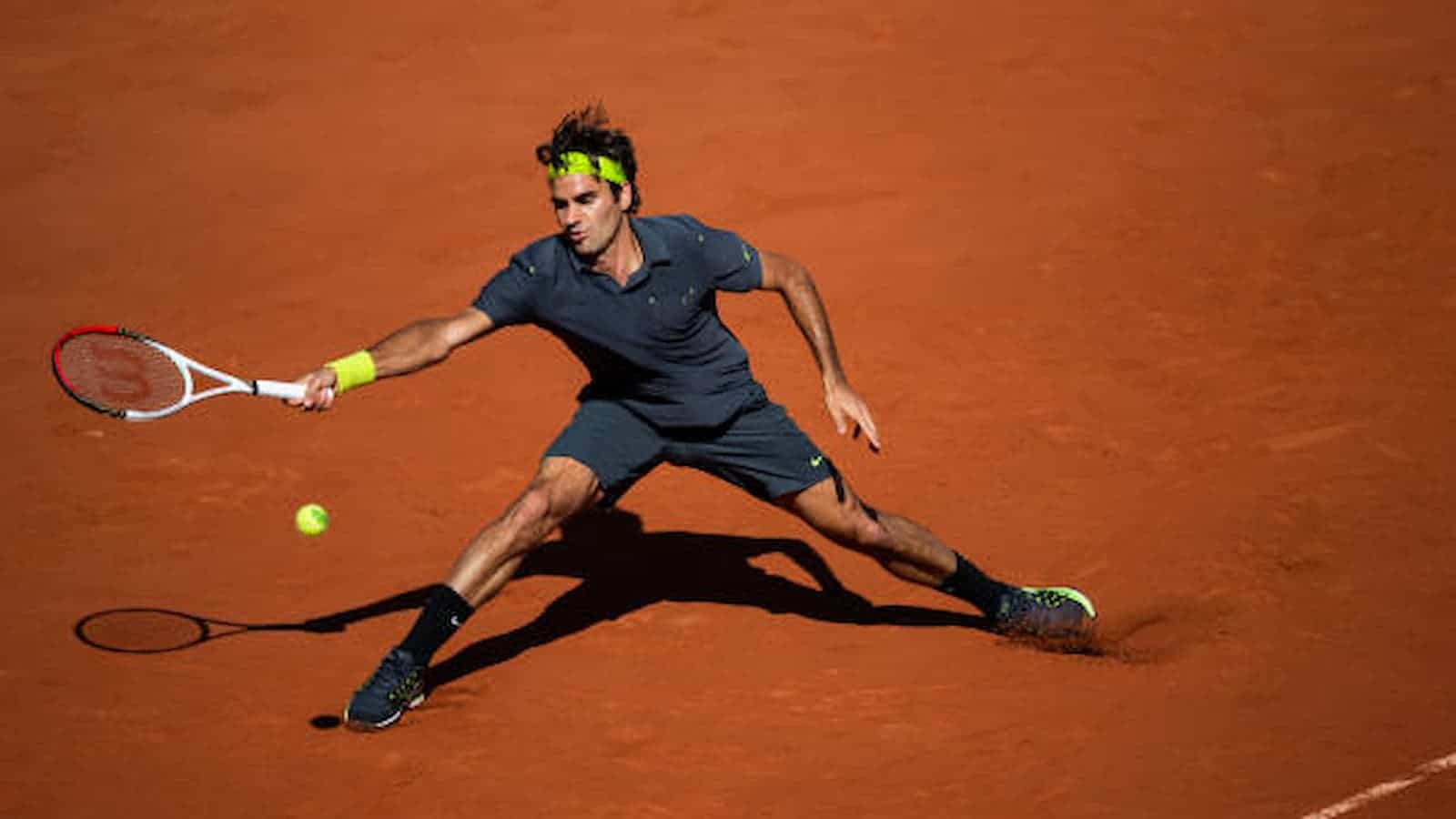 WATCH: Roger Federer practices on Clay ahead of the Geneva Open