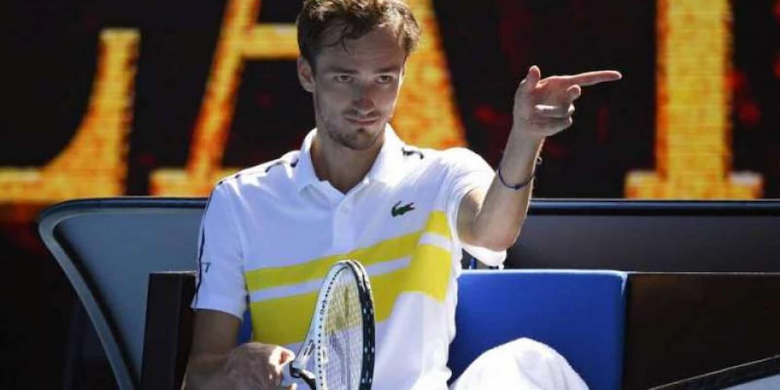 How Daniil Medvedev can replace Novak Djokovic from the top