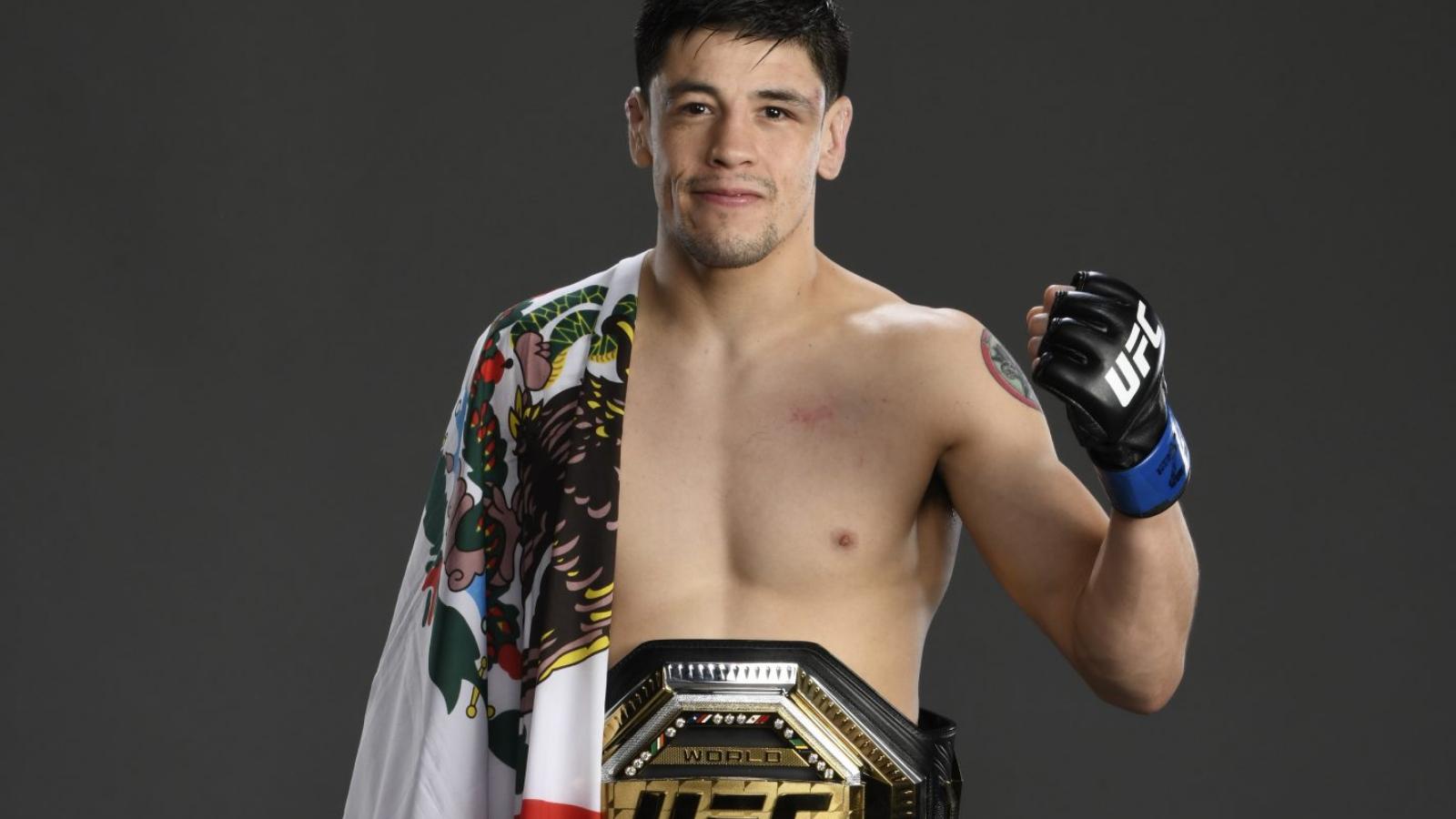 “I want to be the Julio Cesar Chavez of MMA,” says the UFC Flyweight champion Brandon Moreno