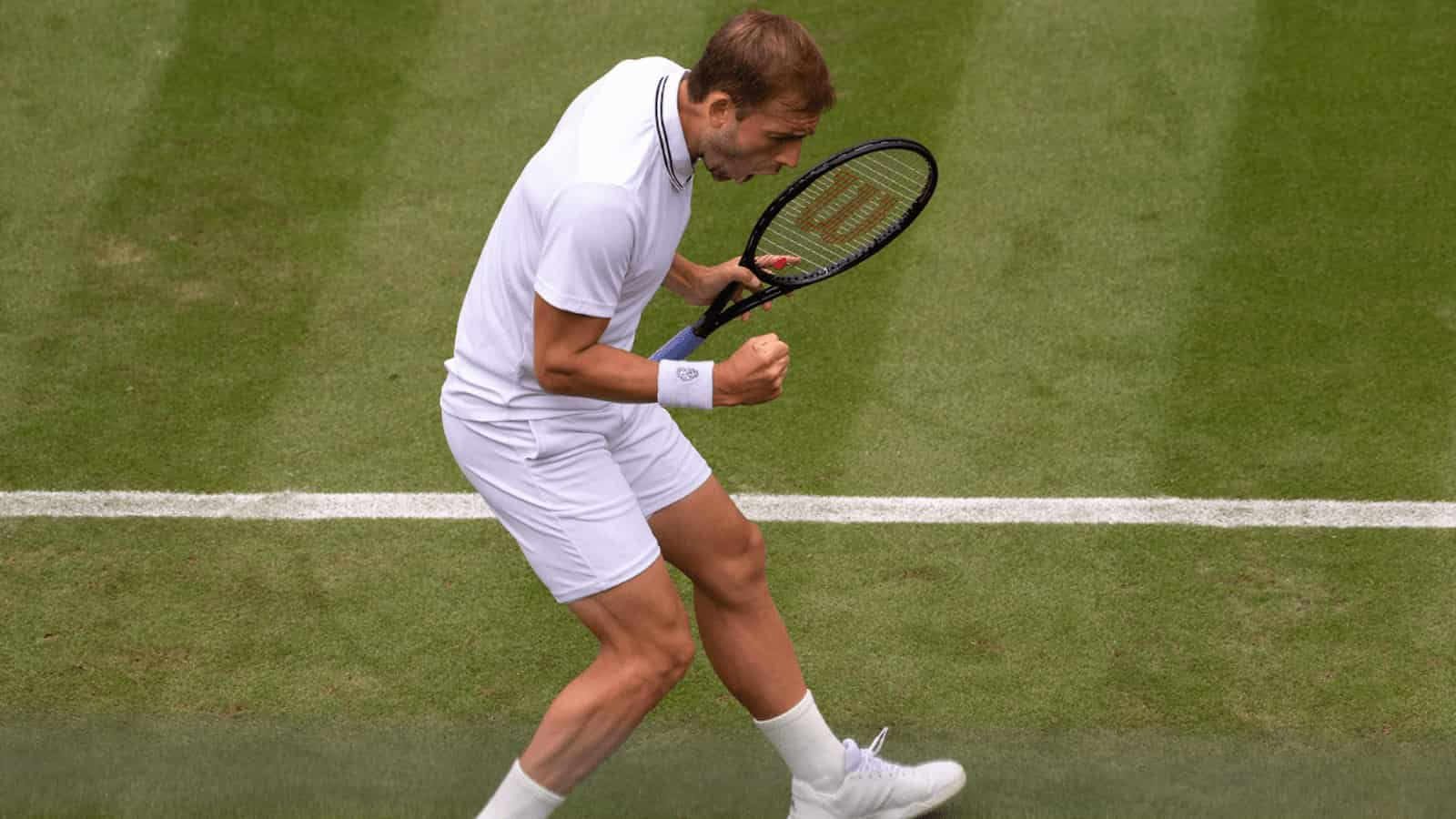 “That’s part of the Grass court tennis” Daniel Evans feels there’s nothing wrong with the courts after his 2nd round win at Wimbledon 2021