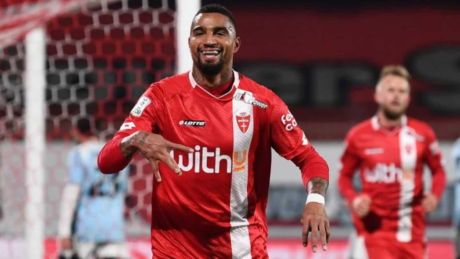 Bundesliga news: Former Barcelona striker Kevin Prince Boateng joins Hertha Berlin