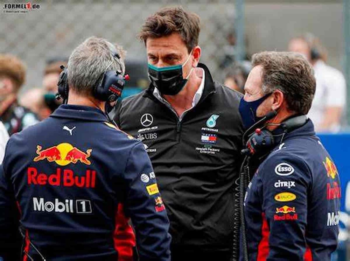 Saudi Arabia GP: Toto Wolff suggests Red Bull cards played after ‘crazy’ Lewis Hamilton pole