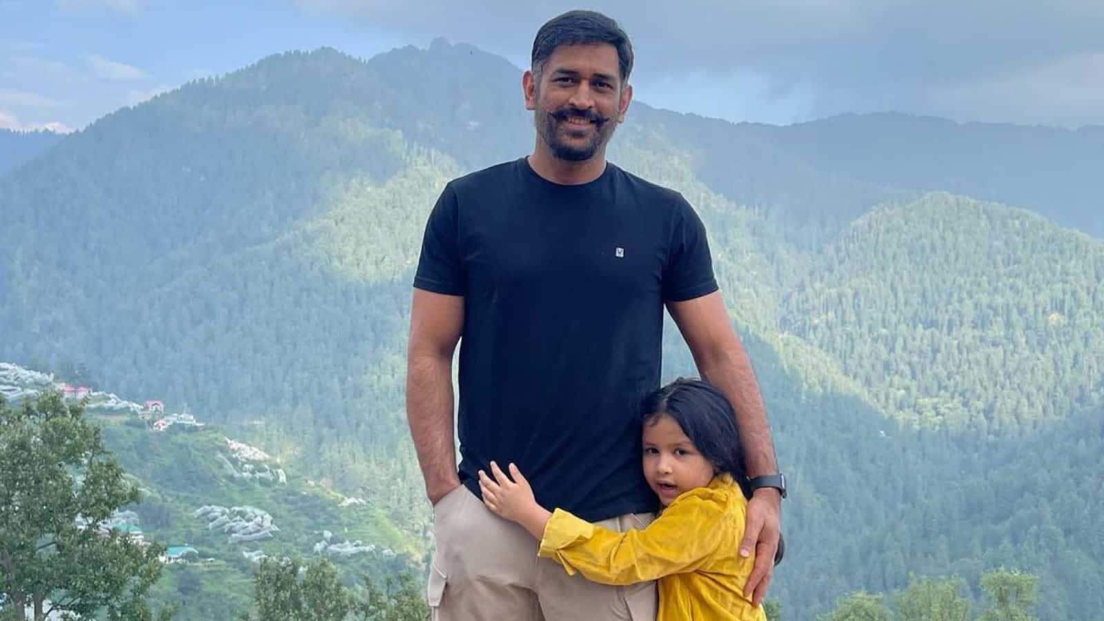 MS Dhoni enjoys a trip to Shimla with family and friends