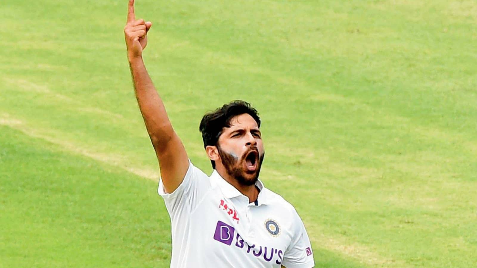 Watch: Shardul Thakur sends Rory Burns back to give India first breakthrough