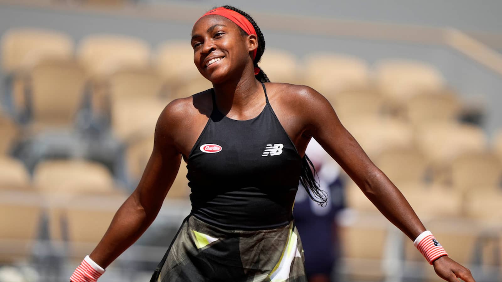 US Open 2021: Coco Gauff survives first round scare, beats Magda Linette