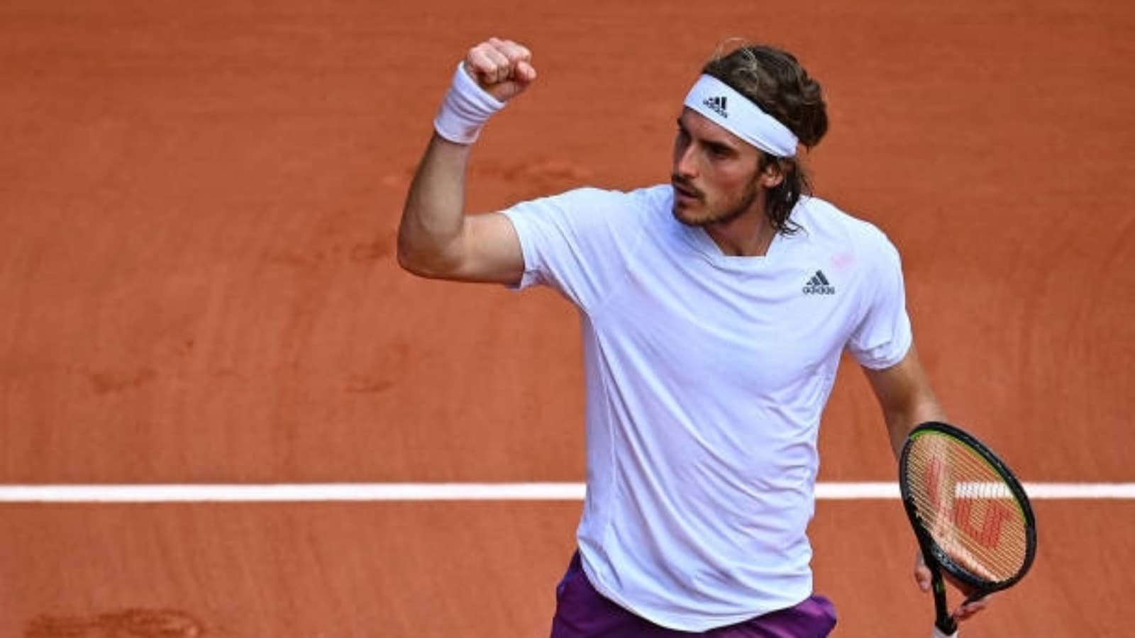 French Open 2021: Stefanos Tsitsipas cruises past Daniil Medvedev, reaches the Last 4 for the second time