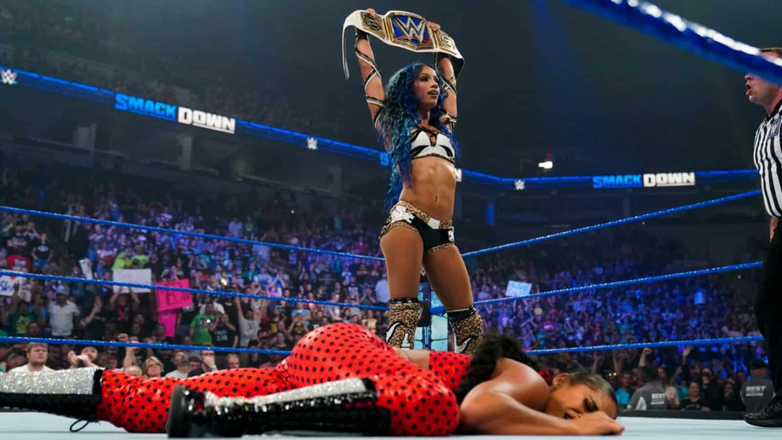 Sasha Banks returns to WWE and attacks top champion