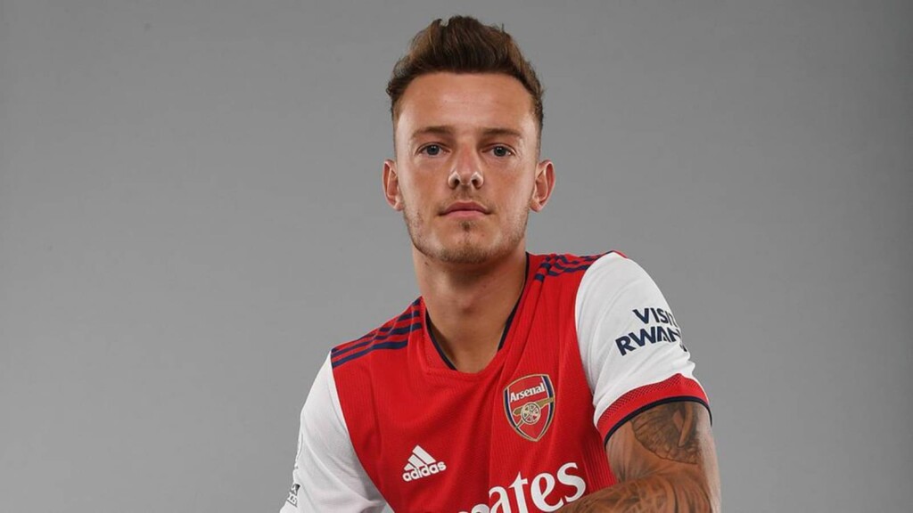 Arsenal FC announce Ben White