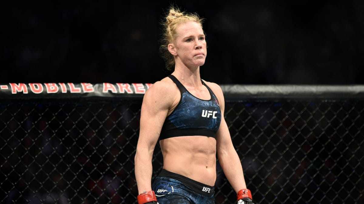 Holly Holm is returning to featherweight, fight with Norma Dumont in the works for October 16th UFC event