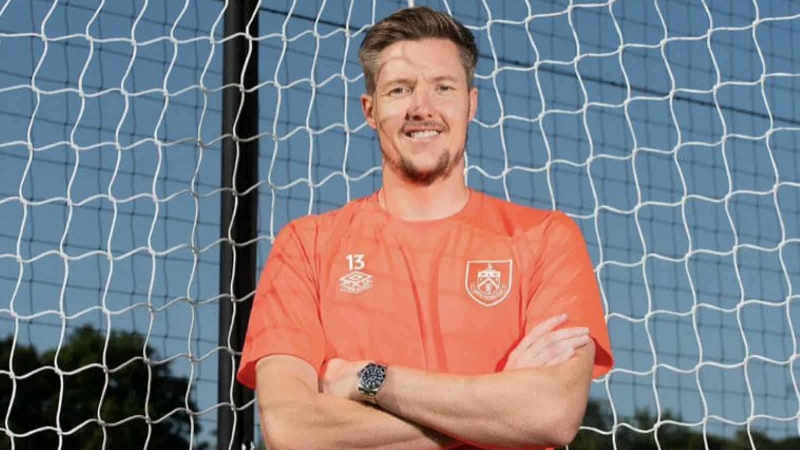 OFFICIAL: Burnley FC confirm signing of shot stopper Wayne Hennessey