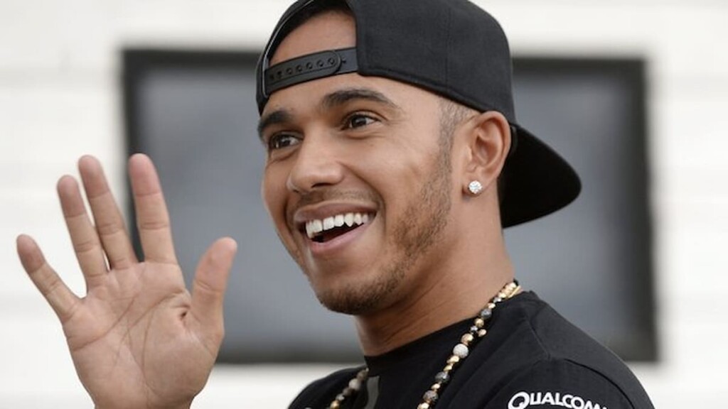 Lewis Hamilton Wins ESPY Best Driver Awards