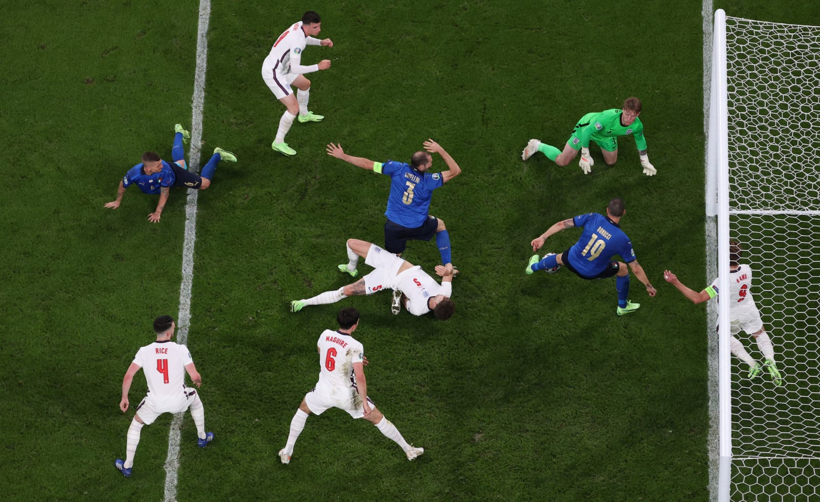 WATCH: EURO 2020 Finals- Italy vs England- Leonardo Bonucci equalizes for Italy scoring from close range