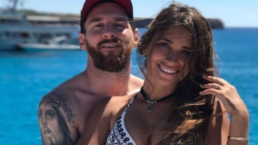 Lionel Messi with his wife