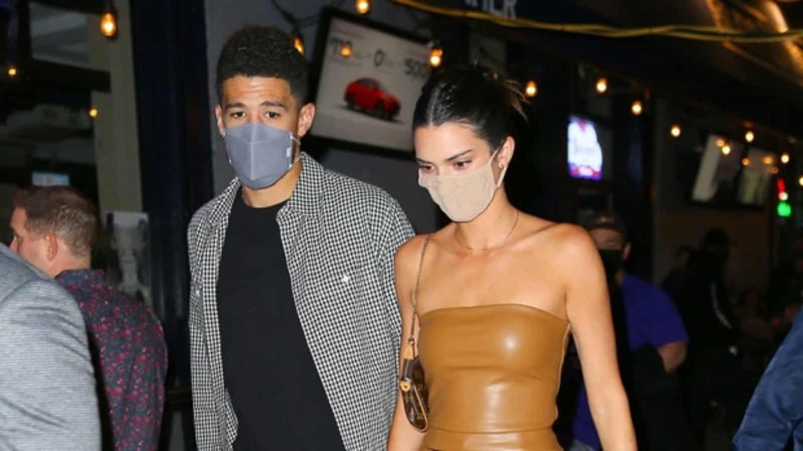 “Thirsting over her publicly” Devin Booker found guilty to JAW-DROP on Kendall Jenner’s bikini photos with cheeky comments