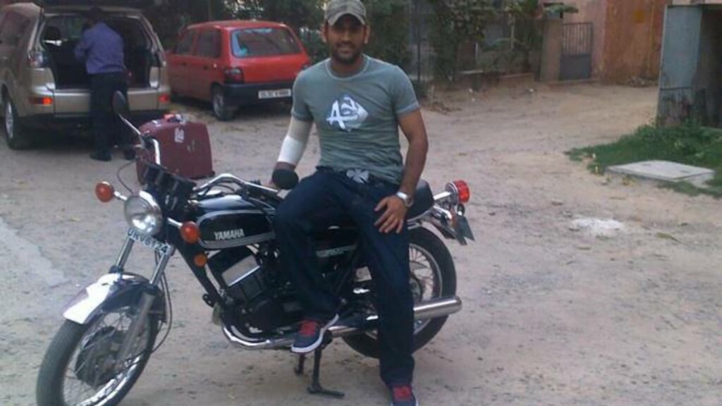 MS Dhoni Yamaha RD350