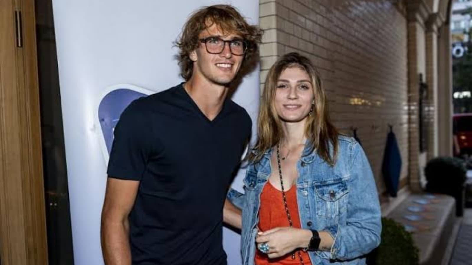 Unsatisfactory handling of accusations against Alexander Zverev forced presenter Mary Carillo to resign from the Laver Cup