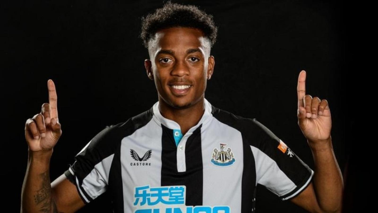 Joe Willock signs on a 6 year deal with Newcastle United