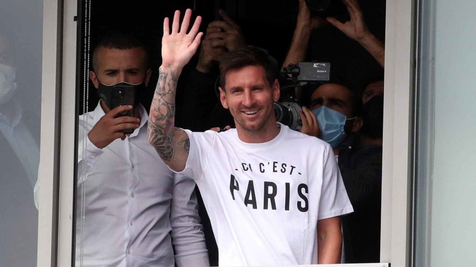 How Paris St Germain can line up with Lionel Messi?