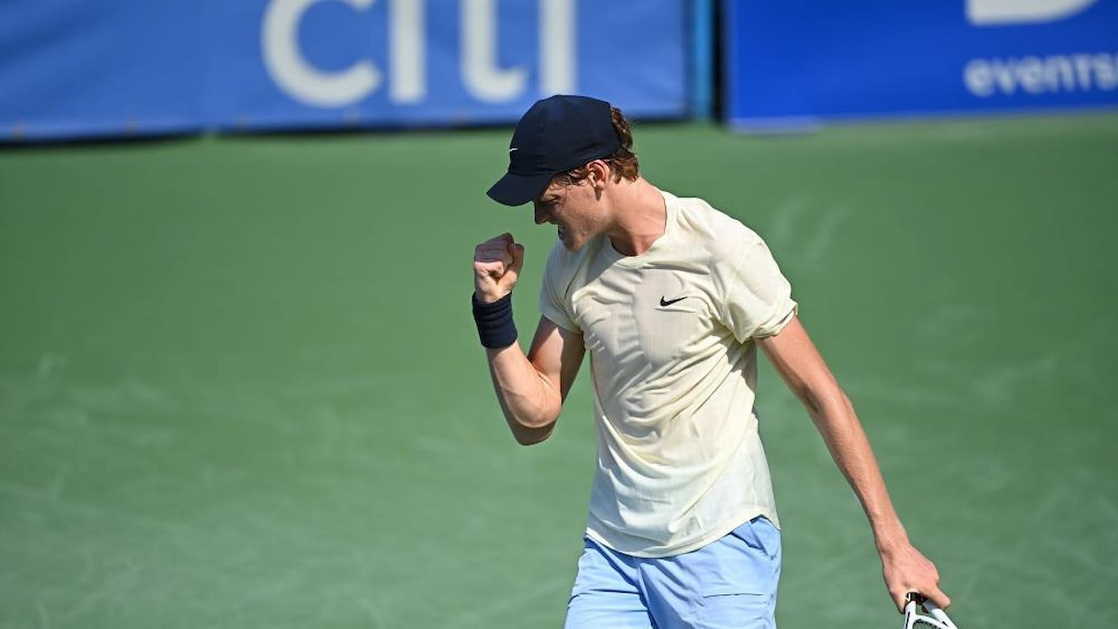 Jannik Sinner moves up two places, breaks into the top 10 ATP rankings