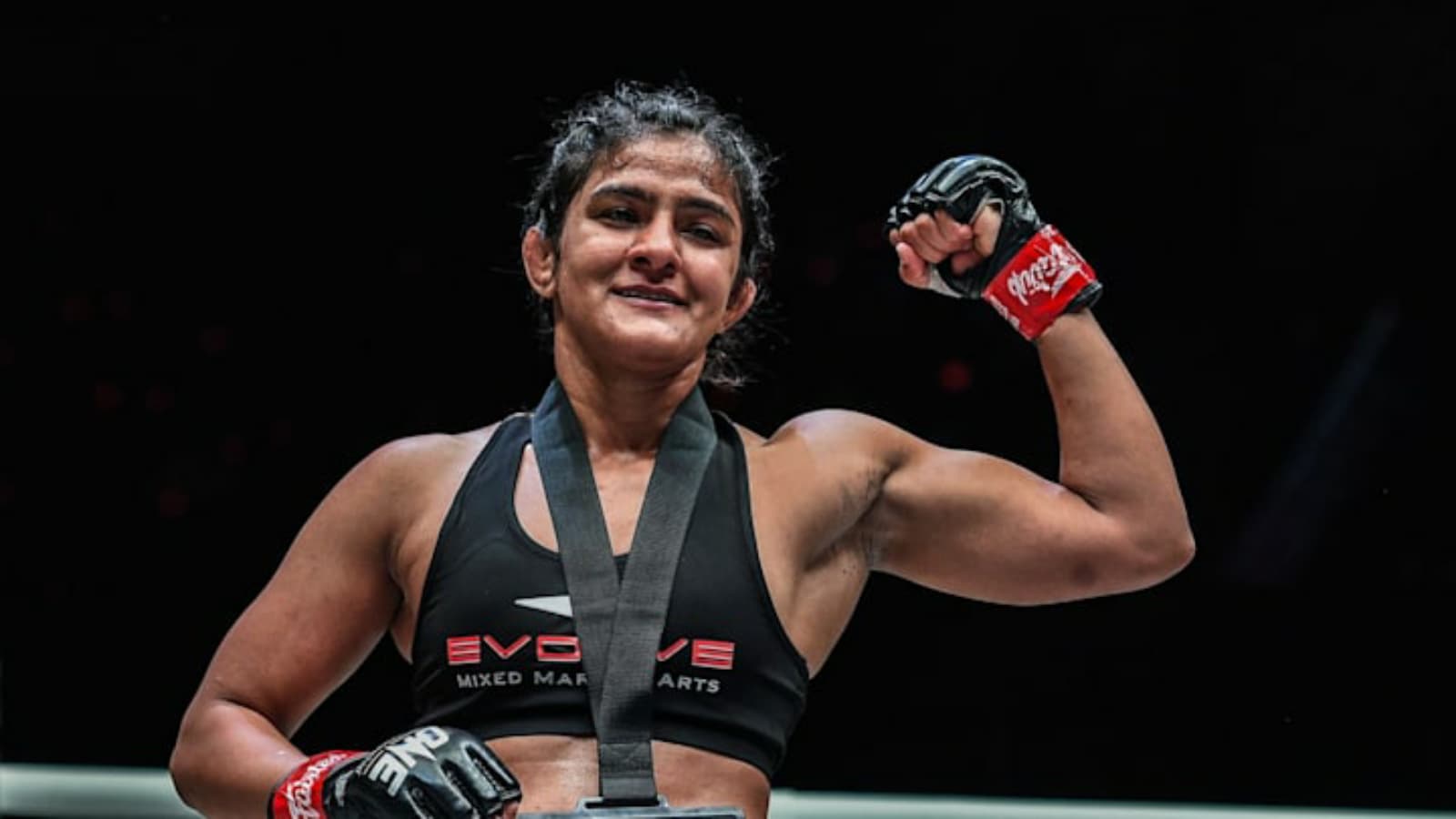 Ritu Phogat says everyone wants Vinesh Phogat  and Bajrang Punia to win