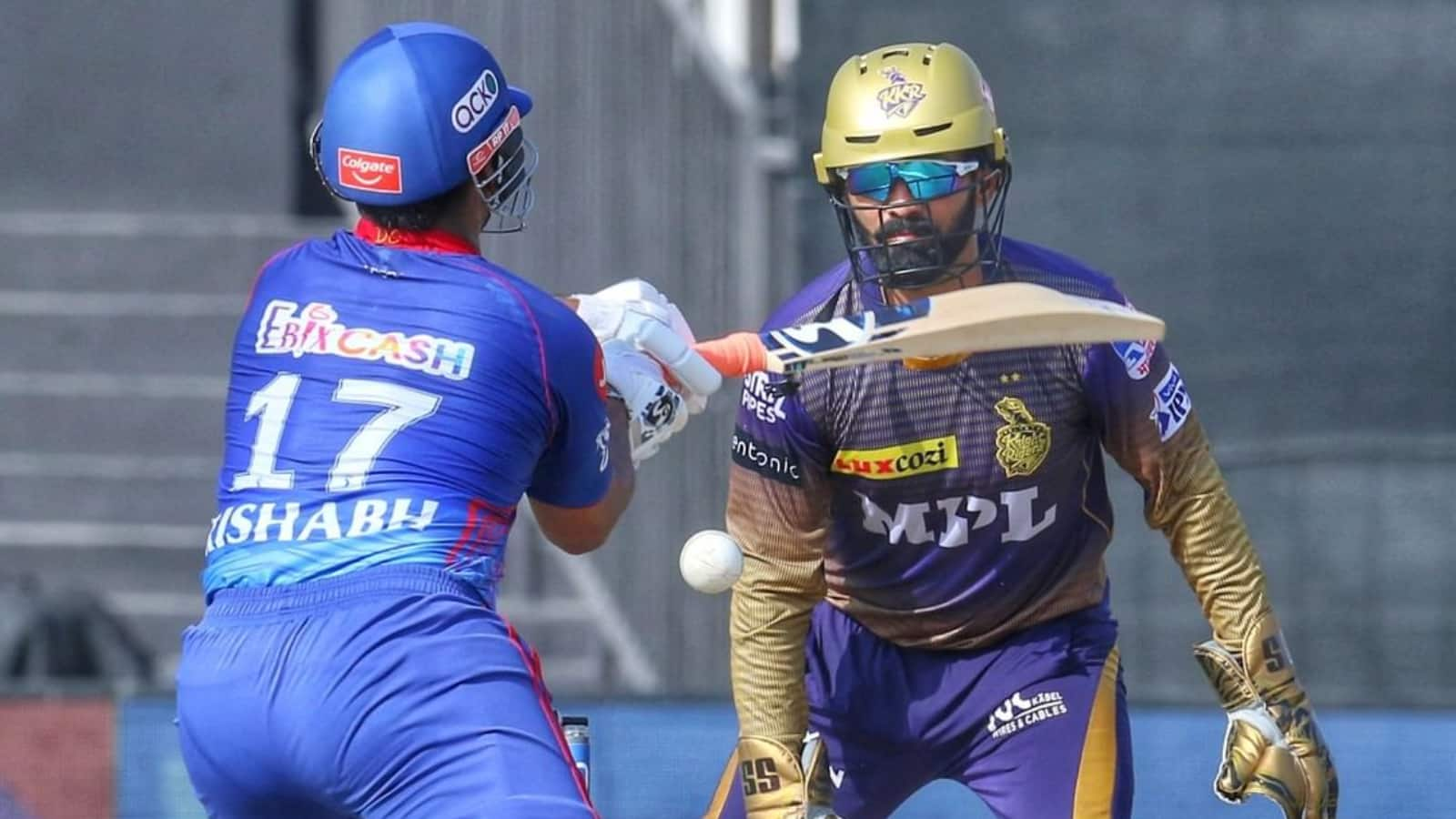 IPL 2021: Twitterati responds as Rishabh Pant almost knocks out Dinesh Karthik with the bat