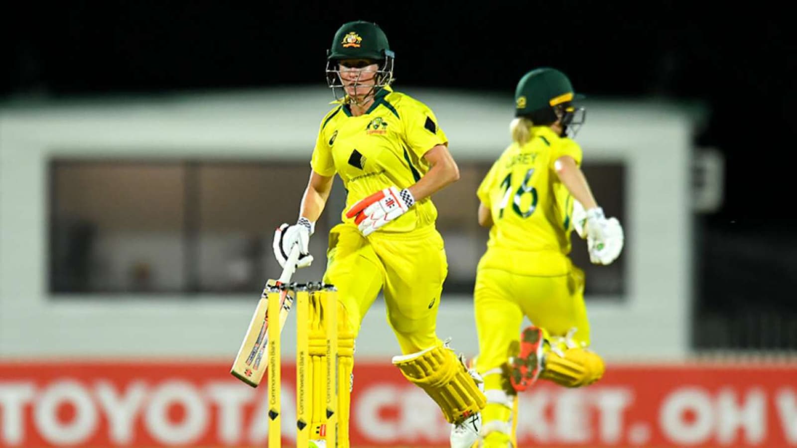 WATCH: Last over no-ball controversy helps Australia Women to a 5-wicket victory over India Women