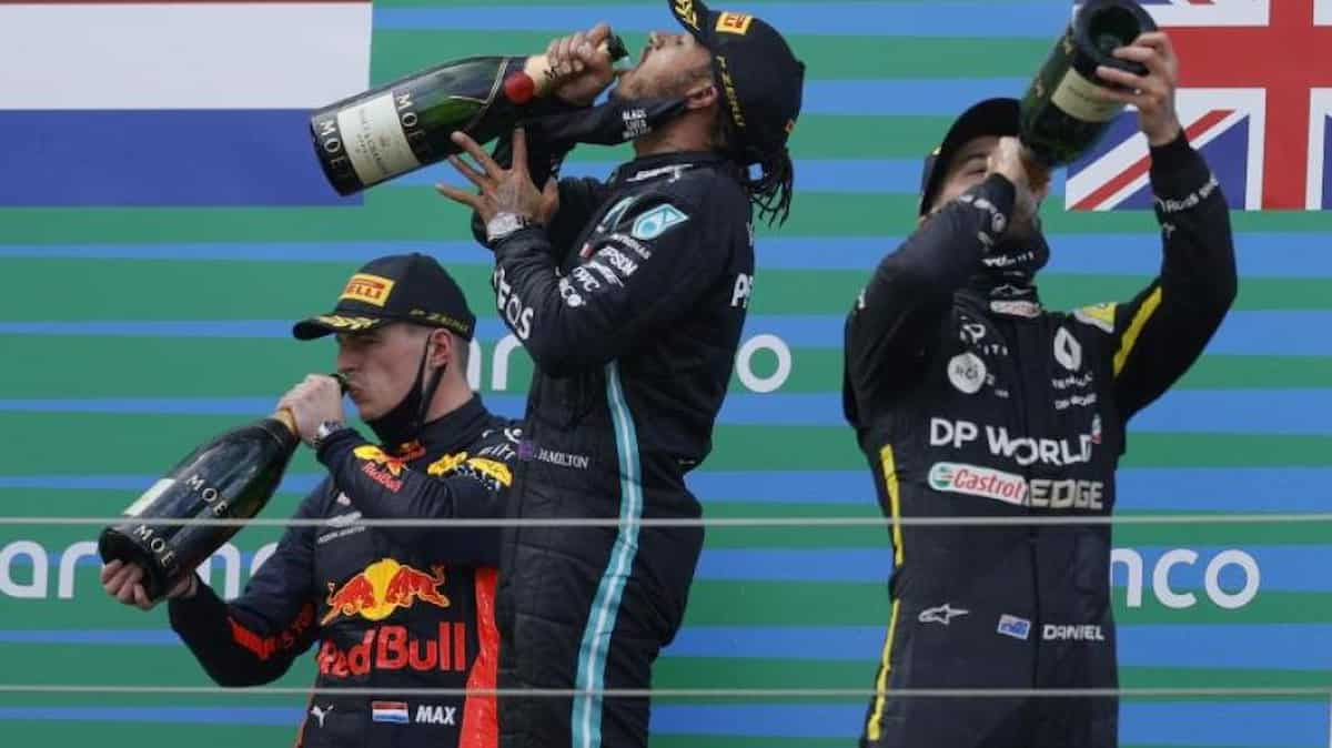 Daniel Ricciardo: Max Verstappen ‘Carrying Anger’ with Lewis Hamilton