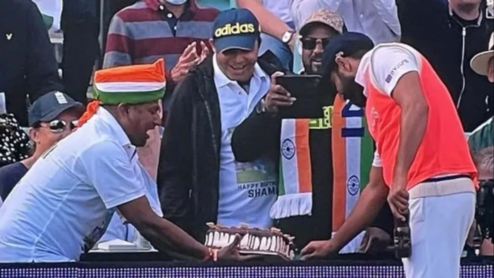 Watch: Team India fans celebrate Mohammed Shami’s birthday by cutting the cake during 4th Test