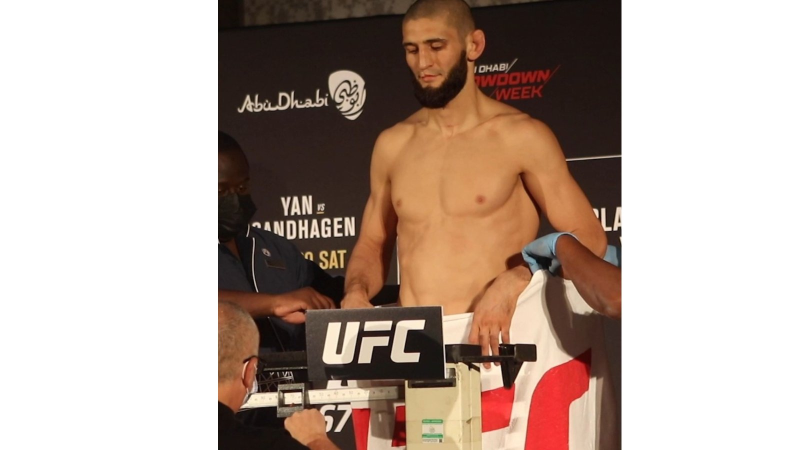 Did Khamzat Chimaev cheat during his second attempt at UFC 267 weigh-in?