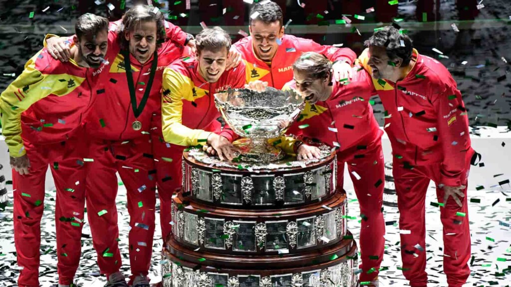 Spanish team with the 2019 Davis Cup