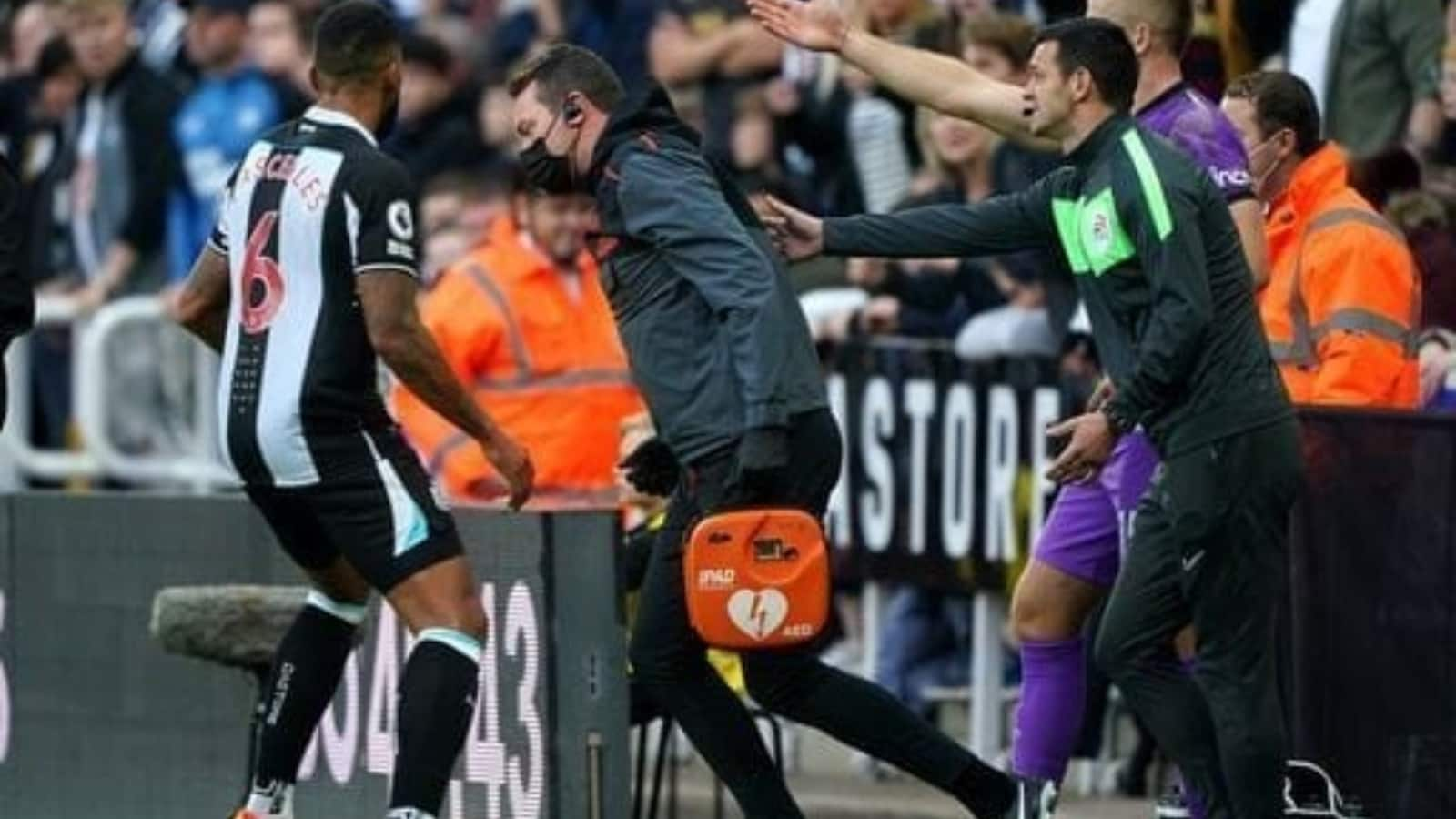 Newcastle United vs Tottenham Hotspur match halted temporarily after fan collapses in the stadium