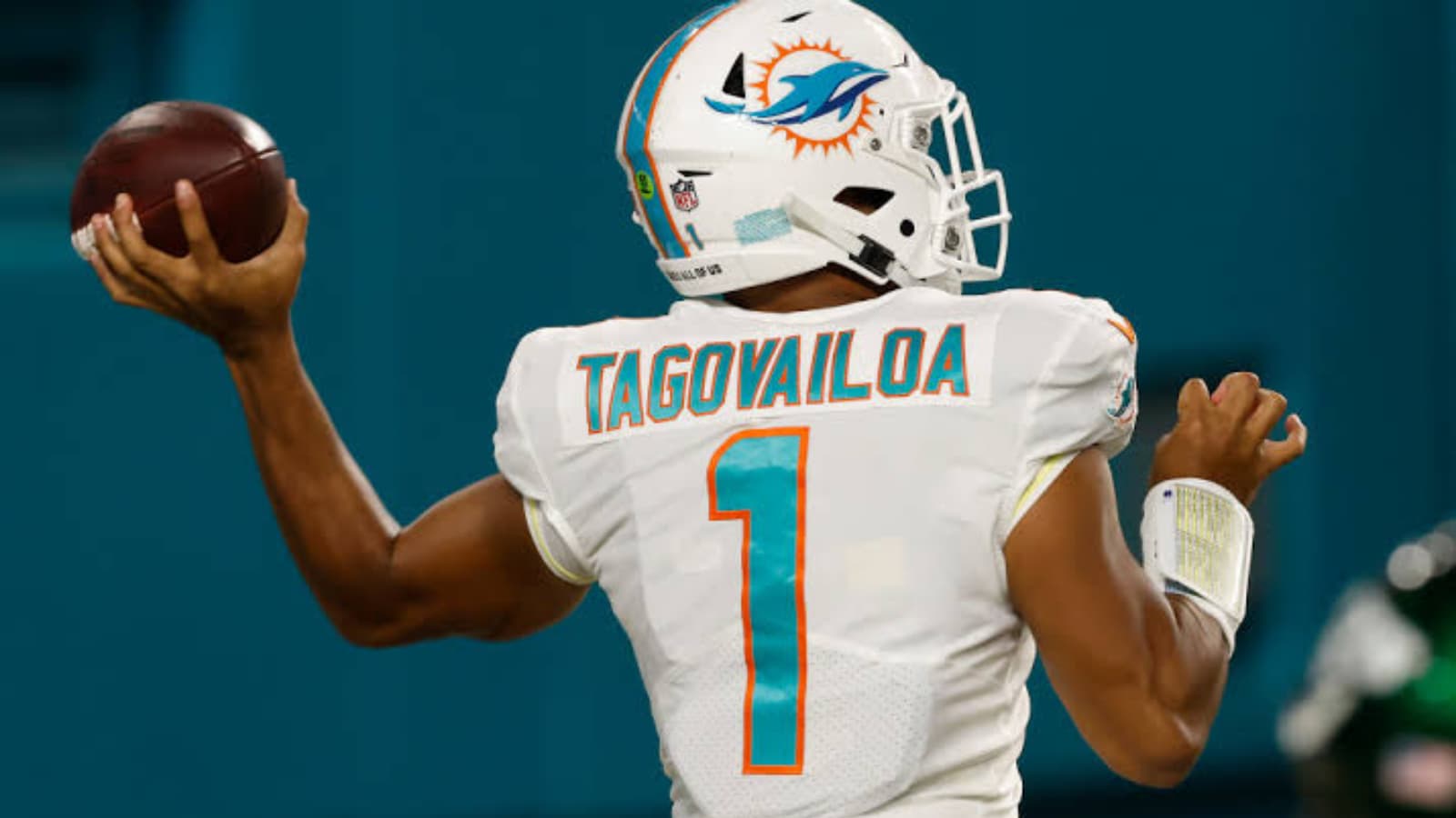 “Brutal and Heartbreaking,” Dolphins QB Tua Tagovailoa makes a HORRIFIC revelation about losing memory after concussion injury