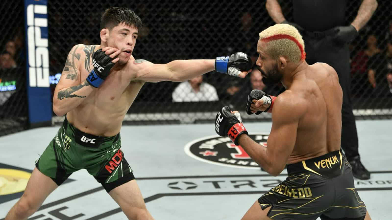 Brandon Moreno vs Deiveson Figueiredo 3 pushed back to UFC 270 on January 22nd