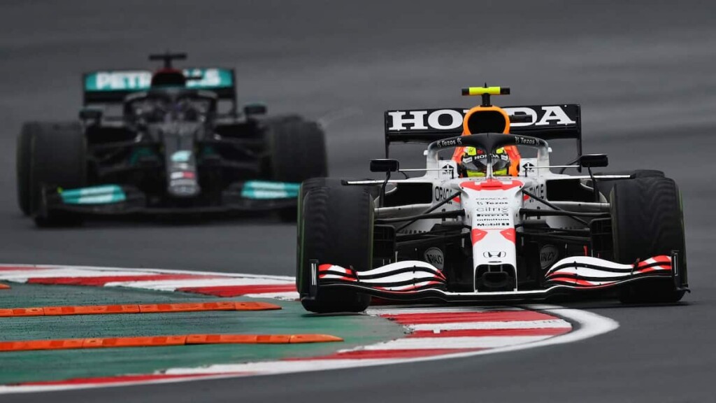 Lewis Hamilton and Sergio Perez at Turkish GP