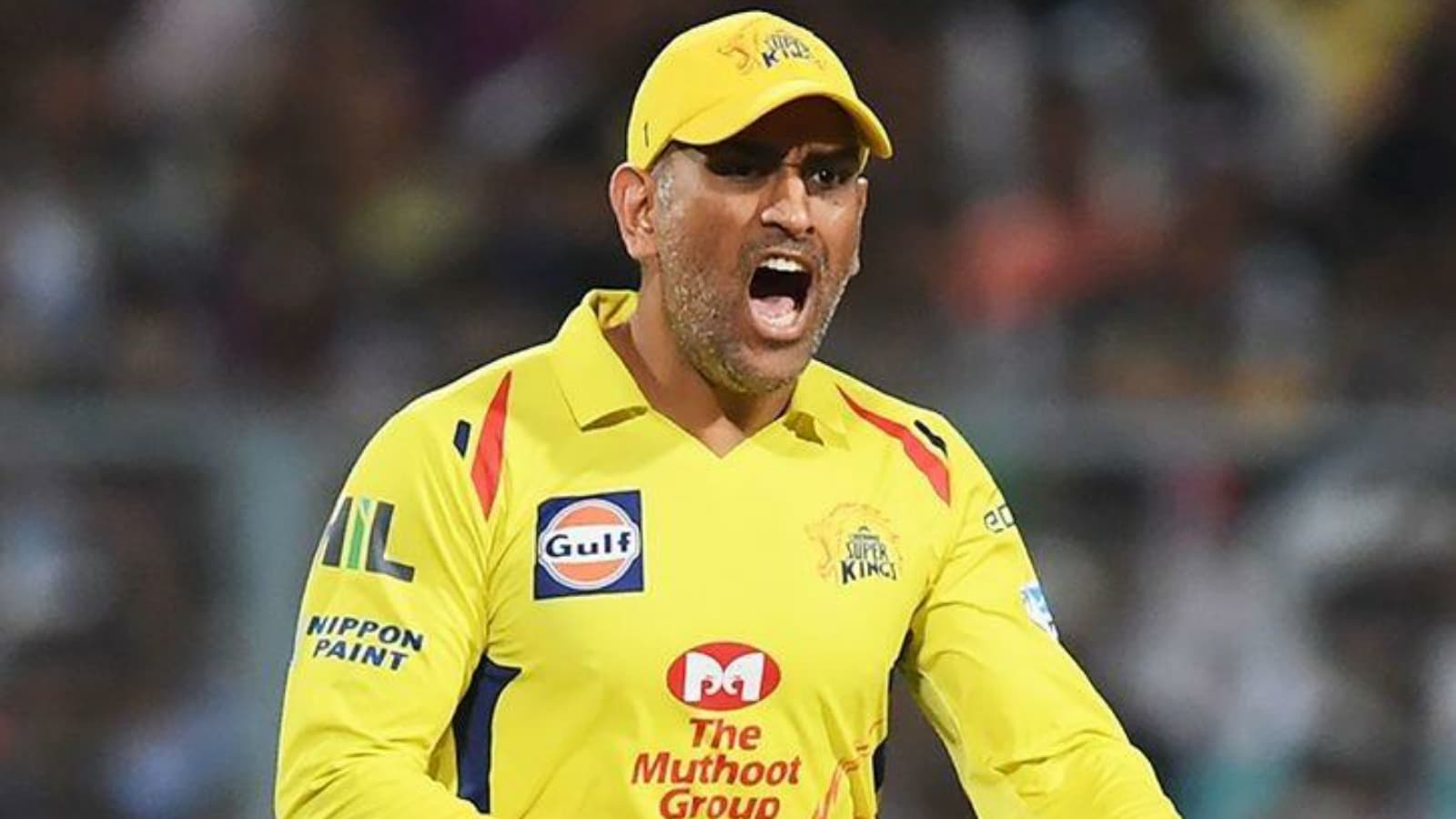 WATCH – Netizens baffled as MS Dhoni used the ‘BC’ word as Ravi Bishnoi castles his stumps in IPL 2021