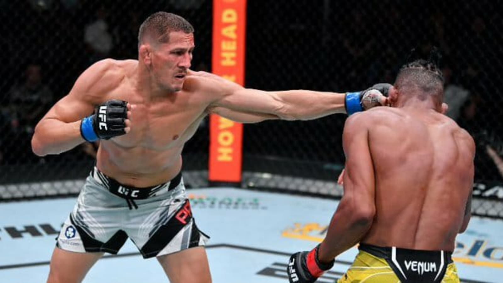 UFC Vegas 38: Niko Price defeats Alex Oliveira in an exciting contest