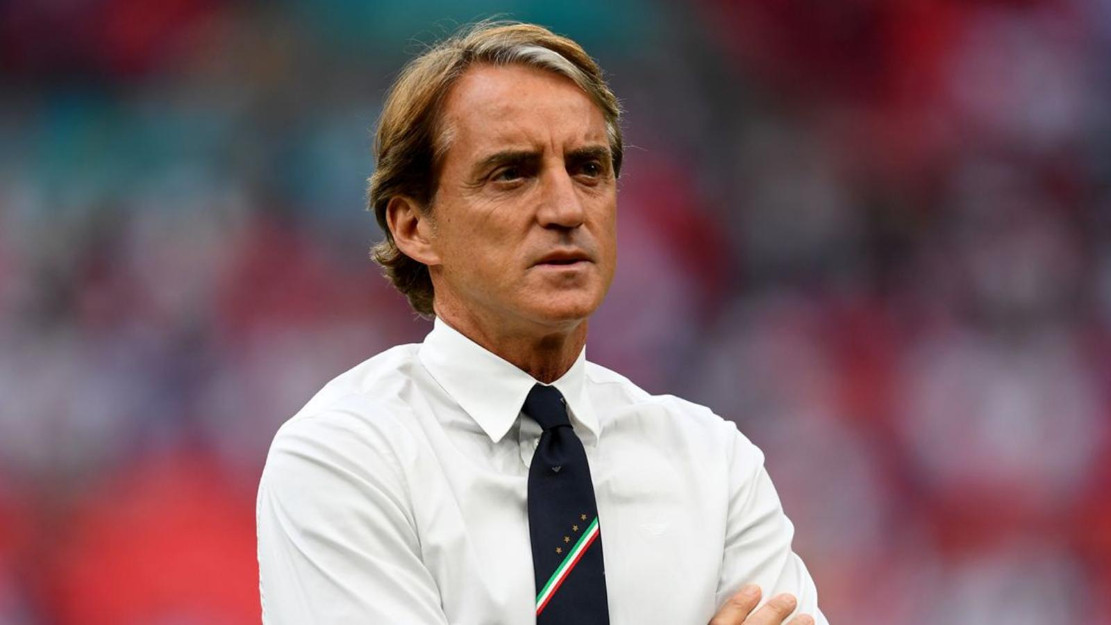 Roberto mancini might become the new manager of Manchester United in the summer of 2022