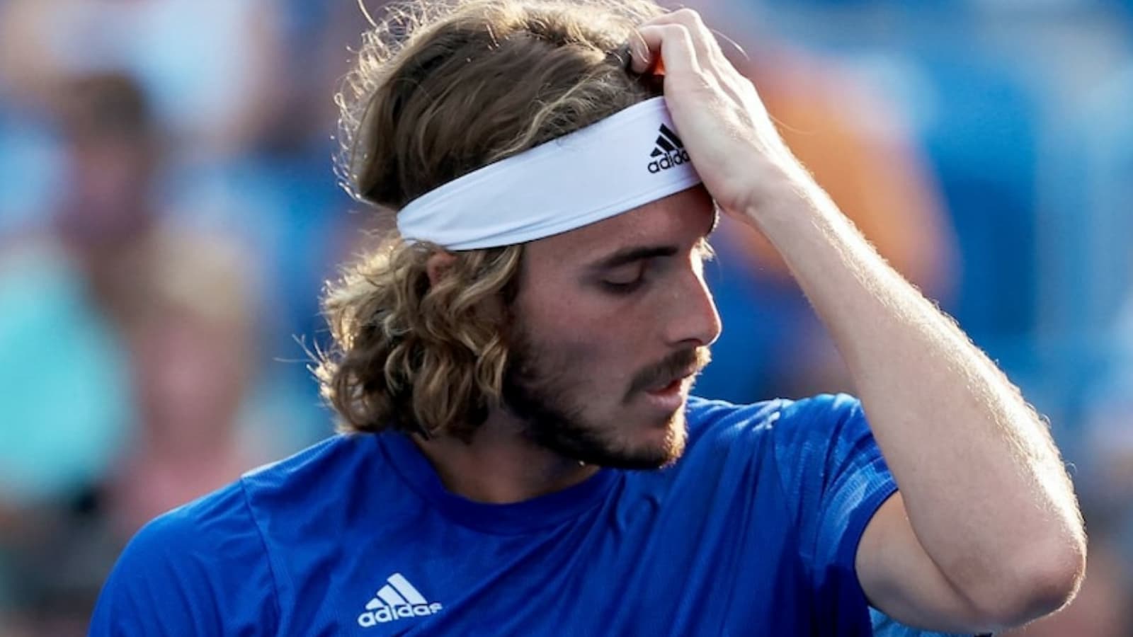 Stefanos Tsitsipas greeted with sarcasm for “this” football-related idea