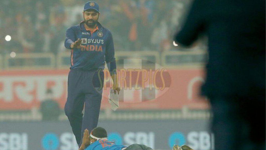 Rohit Sharma's fan tries to touch his feet