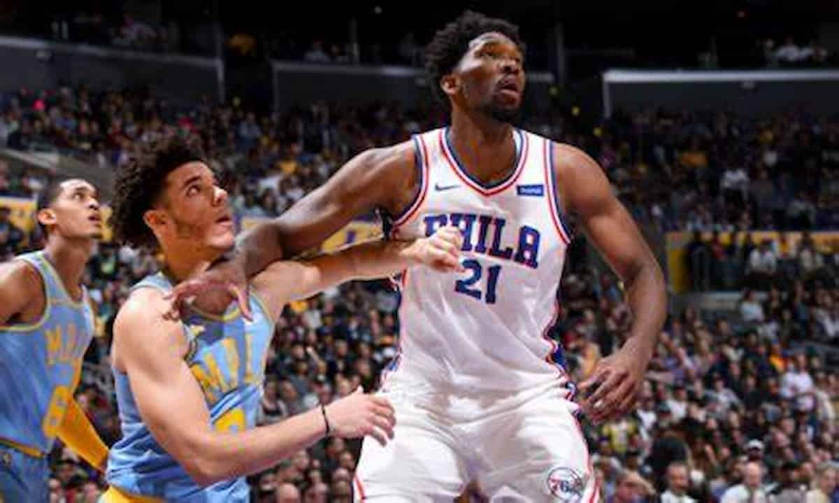 Video: Joel Embiid Accidentally Punches Lonzo Ball in Sixers vs Bulls; Twiiter reacts to viral video