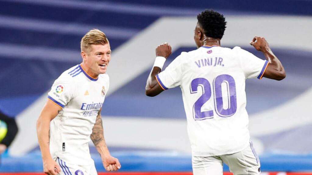 Toni Kroos and Vinicius