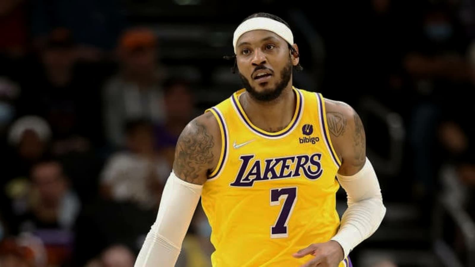 “I Am Easily Adaptable”: Carmelo Anthony claims he is already fitting in with Los Angeles Lakers