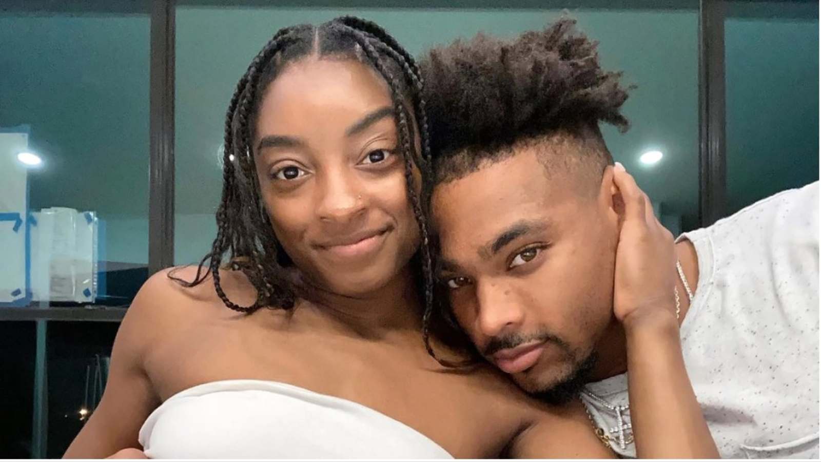 “Couple goals”: Simone Biles shares comfy Instagram photo with Jonathan Owens