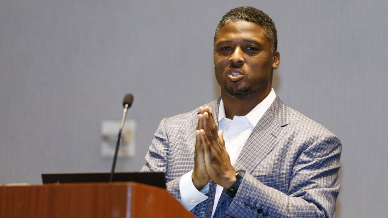 “She Is My Hero”- Former NFL star Warrick Dunn reveals his motivation behind tackling housing inequity