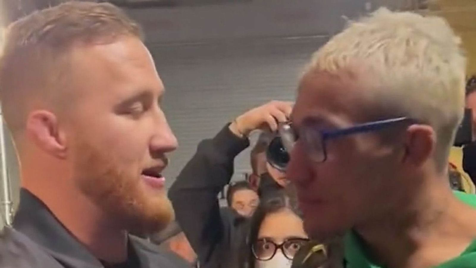 “It’s called respect you fool,” Justin Gaethje and Charles Oliveira trade harsh thoughts ahead of their potential title fight in 2022