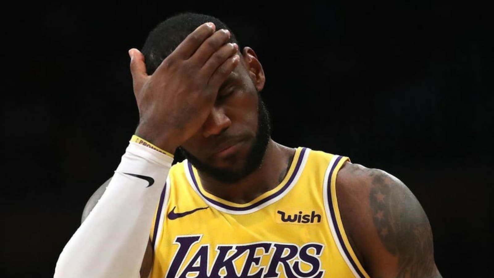 “LeScientist” – Twitter divided over LeBron James controversial post on COVID-19