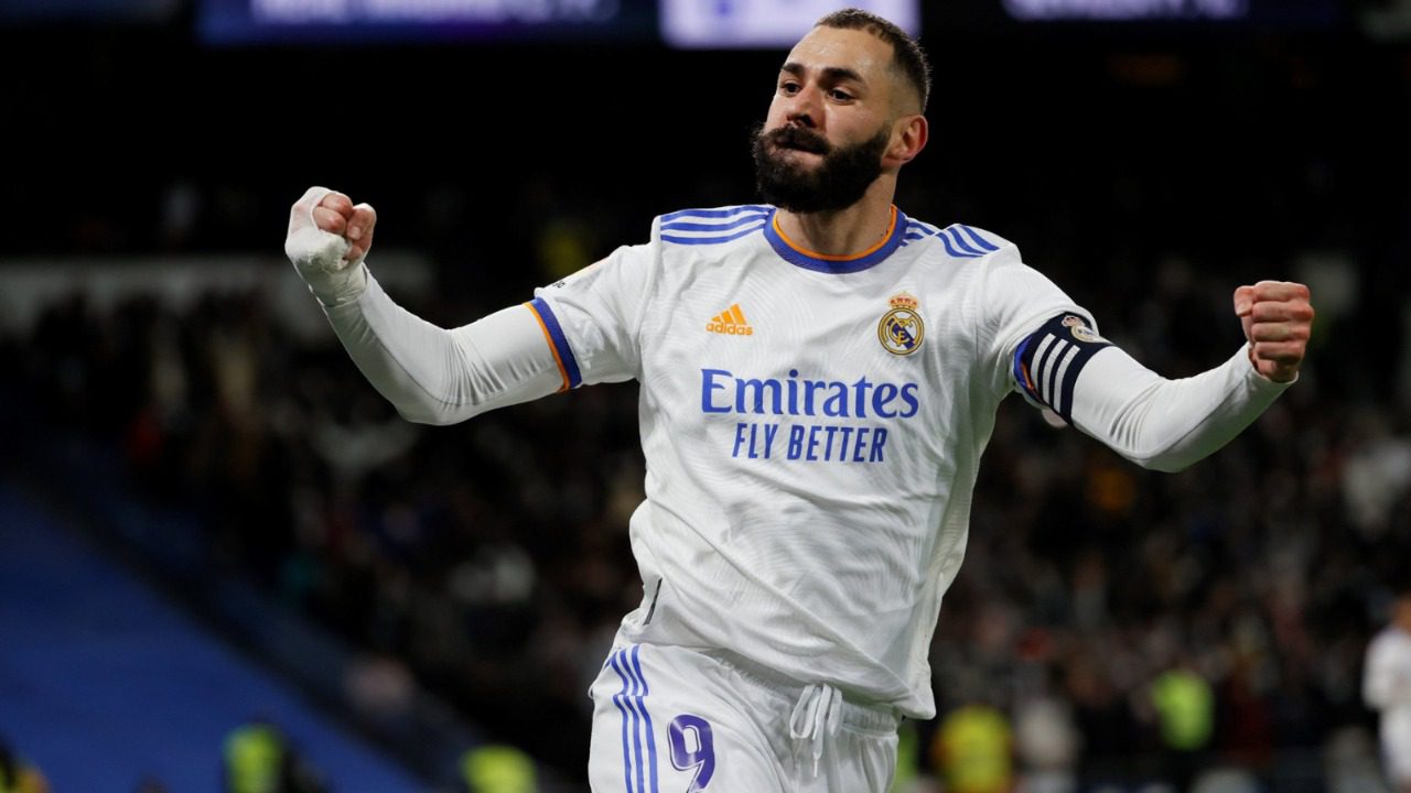 “Unstoppable !”: Twitter reacts as Real Madrid striker Karim Benzema scores two goals within 7 minutes against Athletic Bilbao