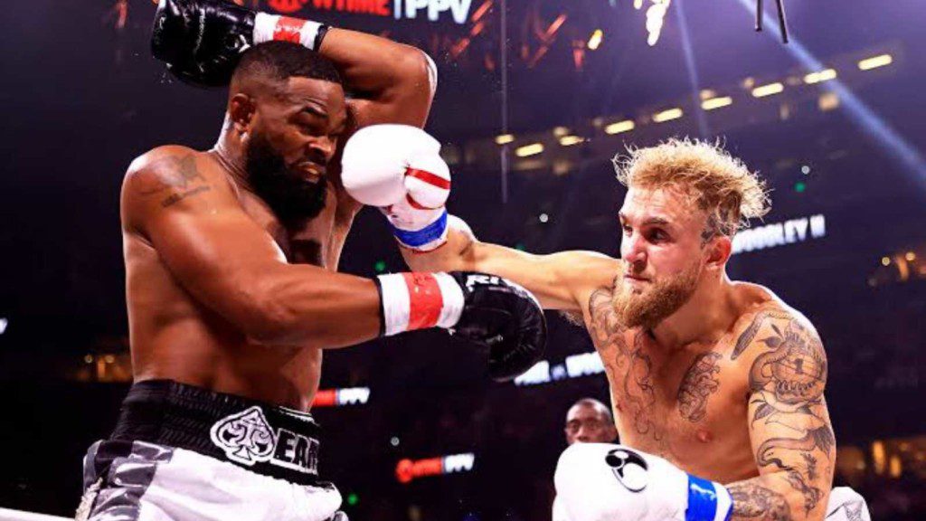 Jake Paul vs Tyron Woodley