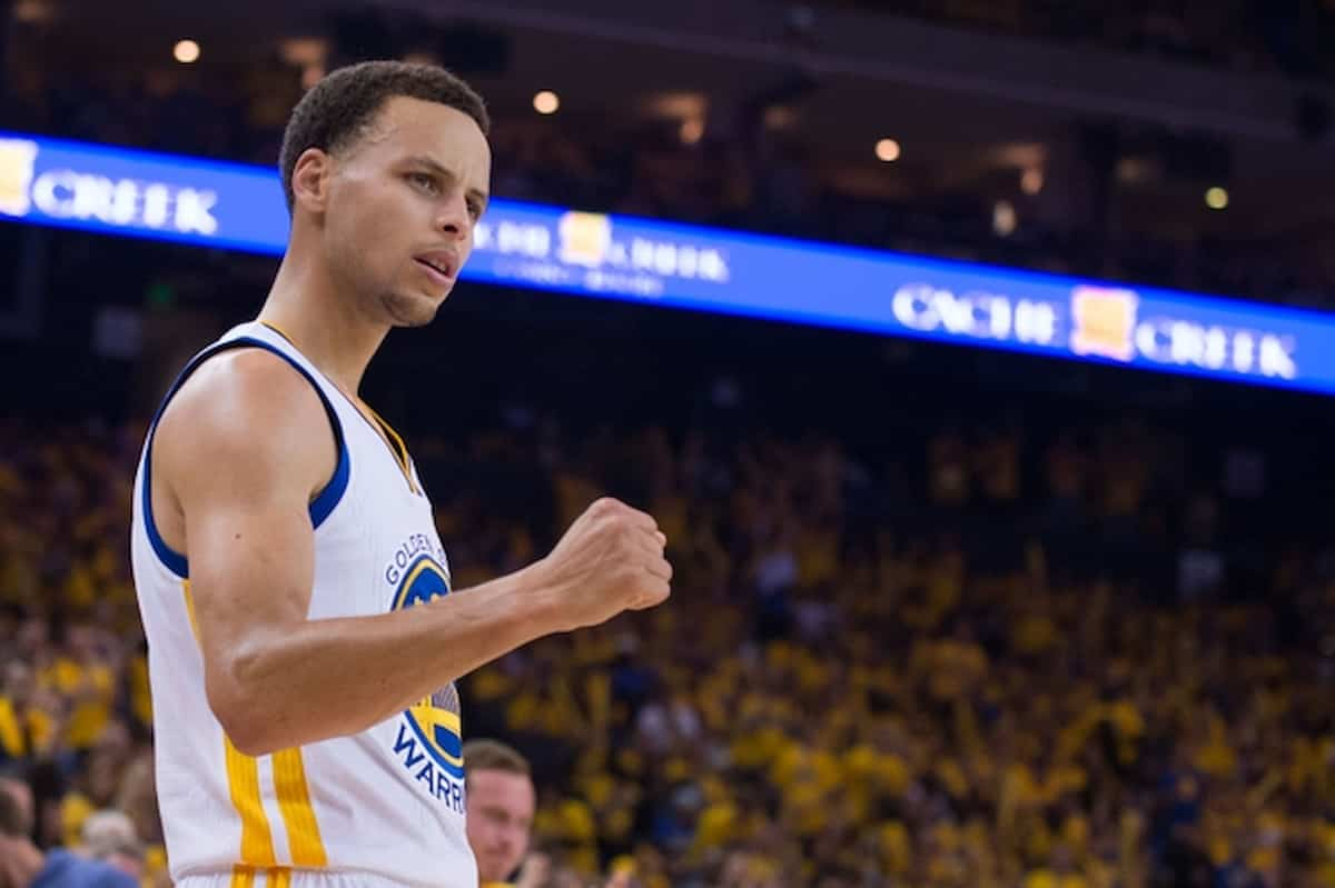 Watch: Twitter reacts to Stephen Curry getting a standing ovation at Chase Center after becoming the 3-Point King