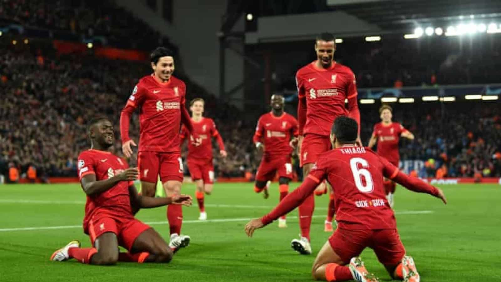 Jurgen Klopp and Liverpool make Champions League group-stage history with 2-1 win over AC Milan